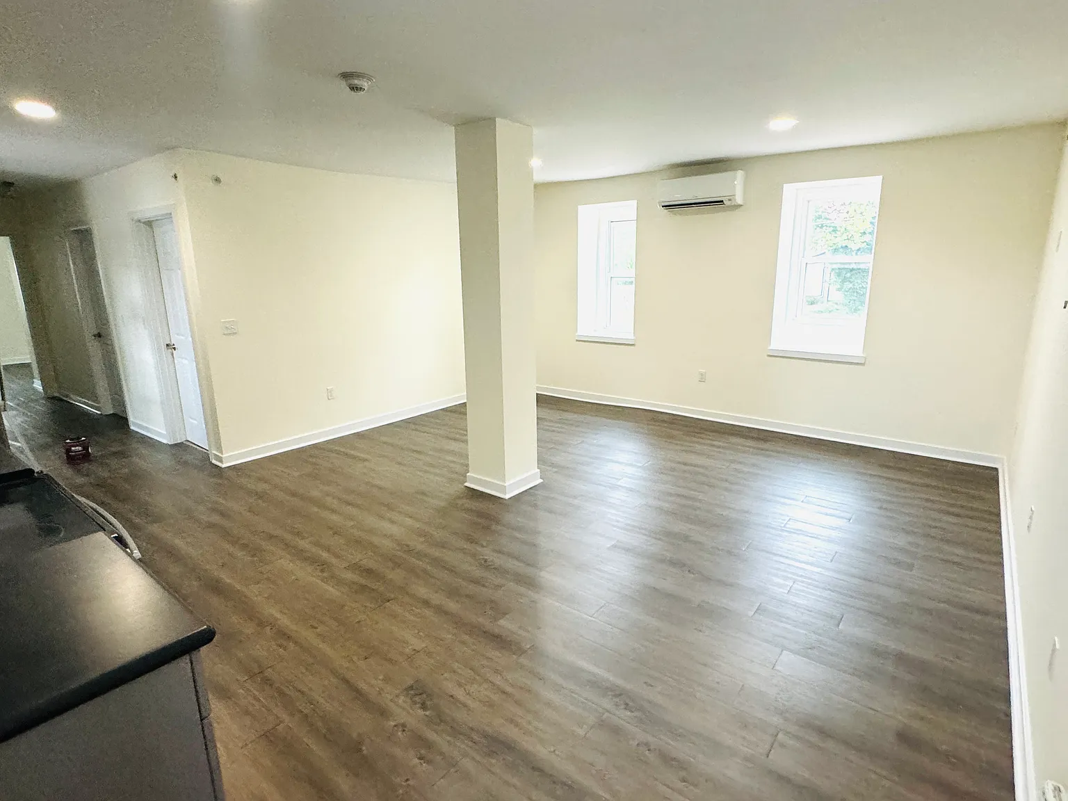 5 S Village Avenue — Photo 2