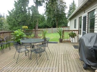 108 148th Pl SW, Lynnwood, WA 98087
