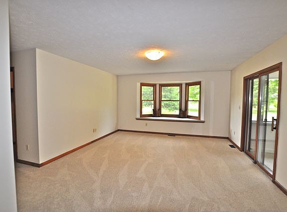 3rd image of 10265 E Wayward Wind Dr