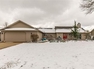32789 Fallhaven Cir, North Ridgeville, OH 44039