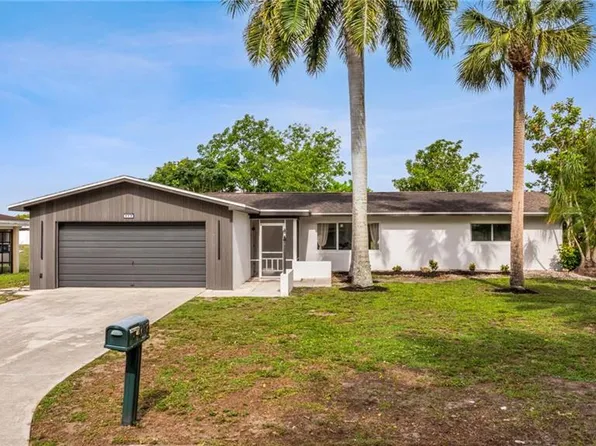 212 Jayview AVE, LEHIGH ACRES, FL 33936