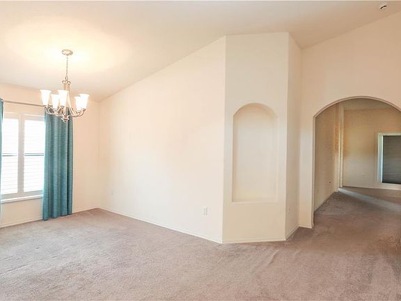 3rd image of 275 Bentley Oaks Blvd