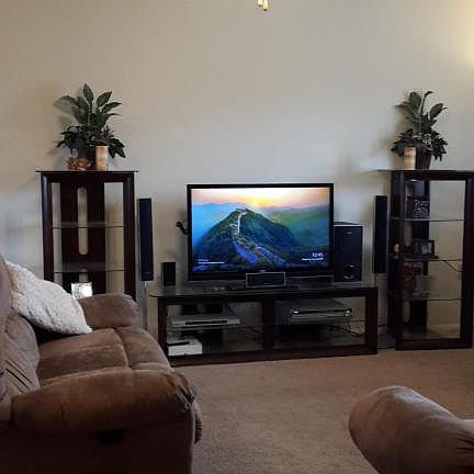 5th image of 303 E Vista Dr