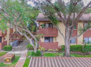 643 Fairmont Ave APT C, Safety Harbor, FL 34695