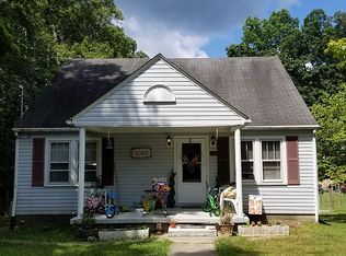 104 3rd St, Oak Hill, WV 25901