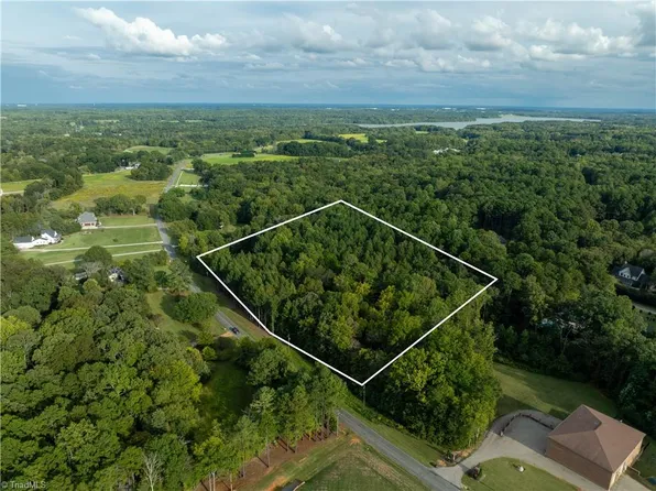 9651 Barnett Rd, Concord, NC 28027
