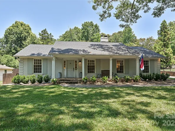5301 Addison Dr, Charlotte, NC 28211
