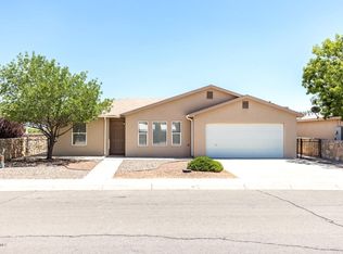 5882 Pecan Ln, Las Cruces, NM 88012