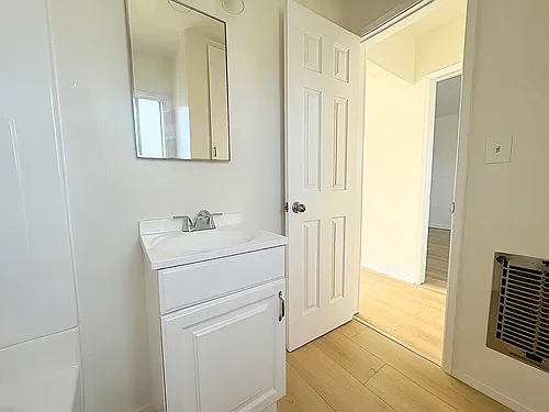 $2095/6404 1/2 Roble Ave. 1br, 1 Bth, Fully Remodeled! Walk To York Blvd. Highland Park At Highla... — Photo 4