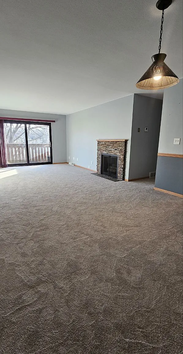 2 bed, 1003 sqft, $1,495 — Photo 3
