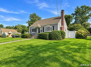 29 Dawes St, Milford, CT 06460