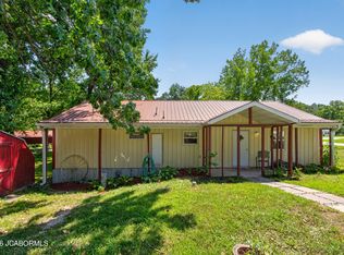 6903 Meadowbrook Dr, Jefferson City, MO 65109