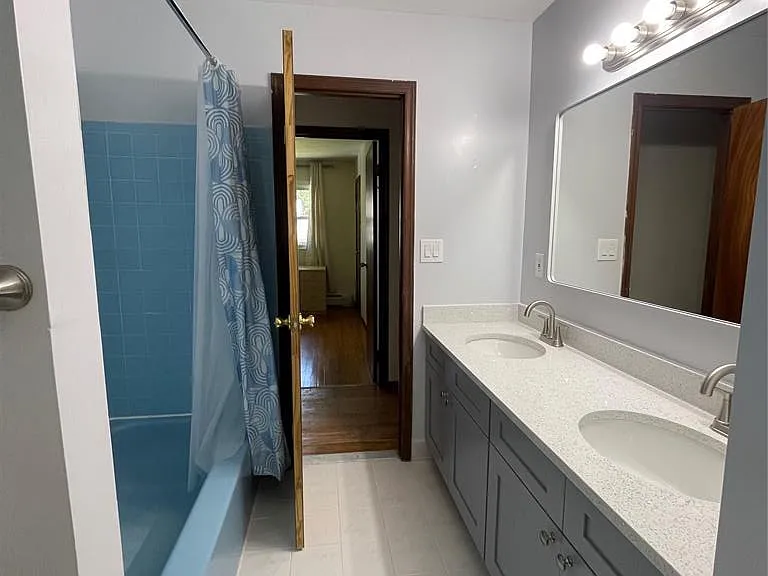 4 Cornwallis Rd — Photo 9