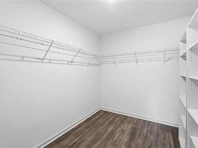 7134 Gladstone Cir — Photo 15