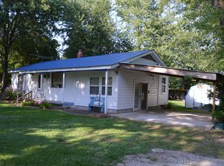 1208 N Colcord Ave, Colcord, OK 74338