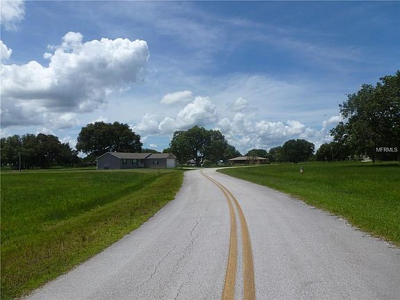 4th image of 1 Sunshine Dr