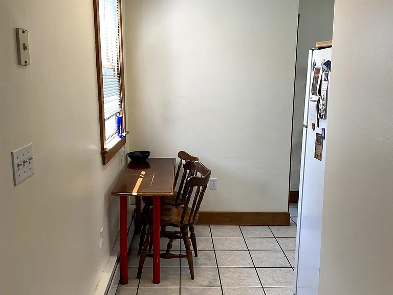 359 Columbia St — Photo 11