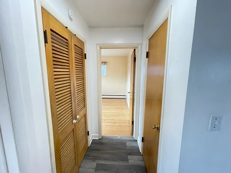 9437 Burlington Ave #3 — Photo 3