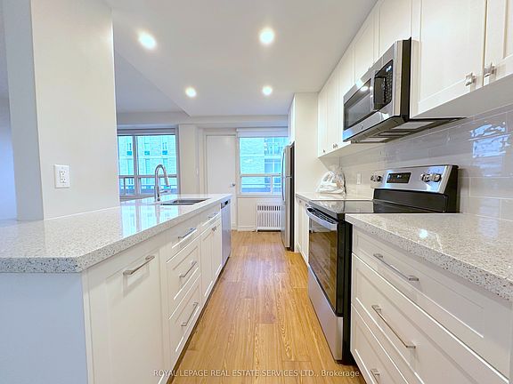 5th image of 565 Avenue Rd #1001