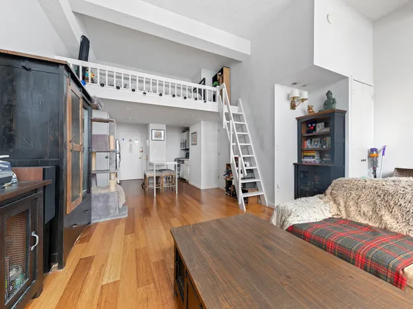 96 Schermerhorn Street image 1 of 6