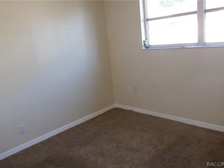 7234 Cherry Laurel Dr — Photo 29