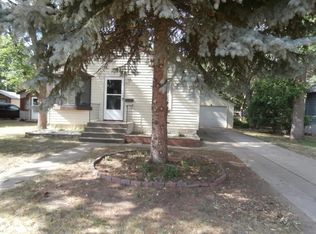 877 13th St SW, Huron, SD 57350