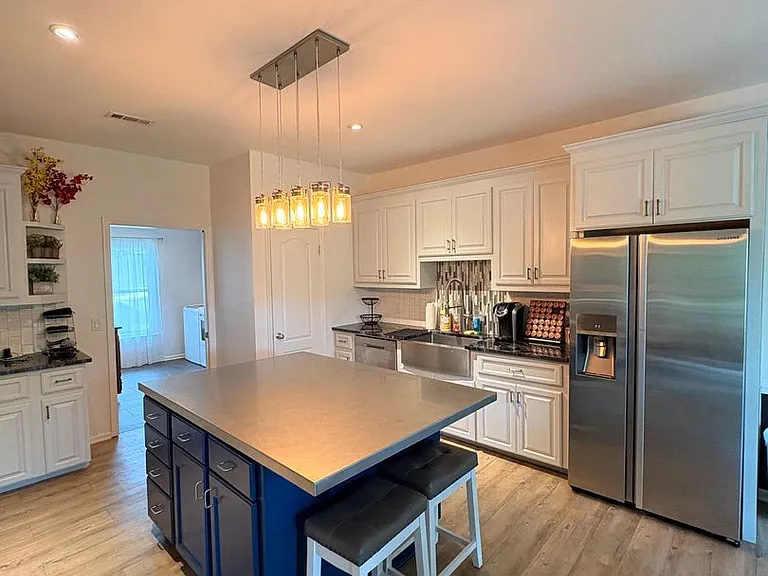 104 N Oak Ridge Dr — Photo 5