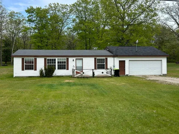 6320 Elk Lake Rd, Gladwin, MI 48624