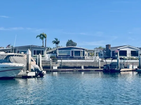 24 Saratoga #24, Newport Beach, CA 92660