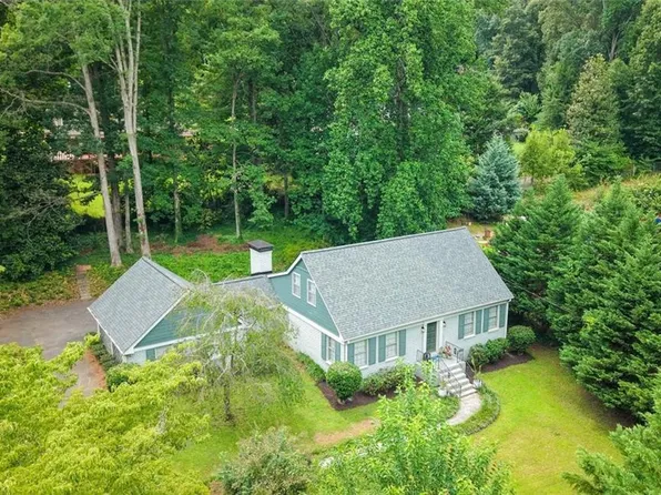 1681 Huntington Dr, Marietta, GA 30066
