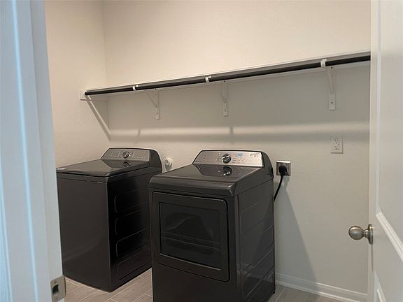 4th image of 314 Ashby Dr #314