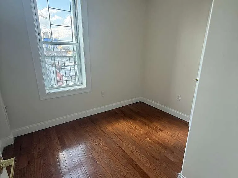 5111-5113 Palisade Ave #11 — Photo 9