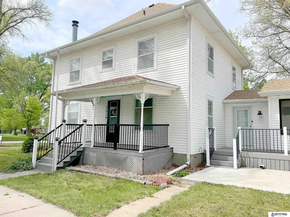 201 N Butternut St, De Witt, NE 68341