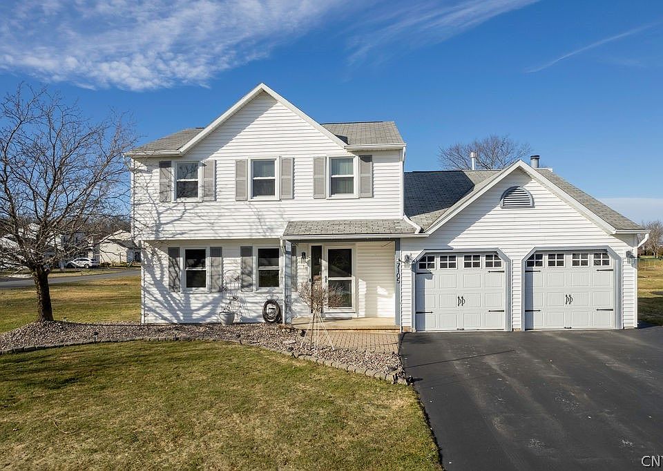 1st image of 7105 Lakemist Dr