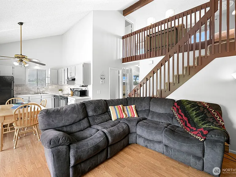 Sectional sofa in the living area. Super comfortable!