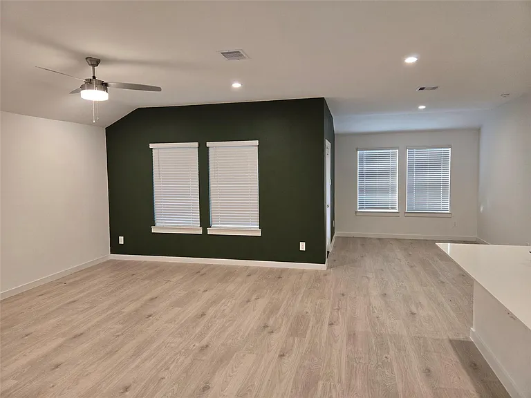 31710 Carlisle Cove Ct — Photo 19