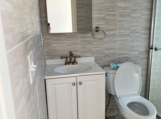 17 Canoe Place Rd, Hampton Bays, NY 11946