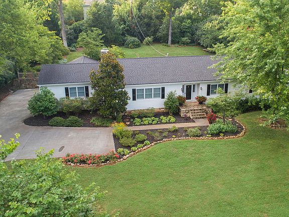 3rd image of 6907 Stone Mill Dr