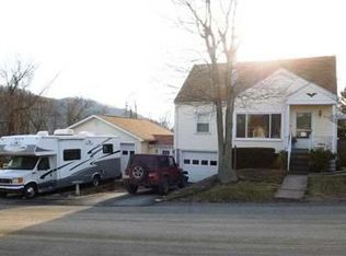 403 Grandview Ave, Industry, PA 15052