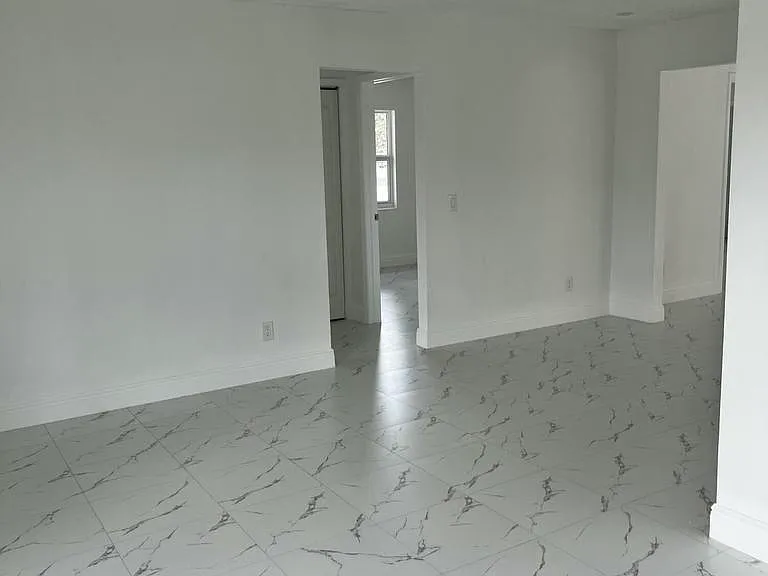 2747 Summit Blvd — Photo 5