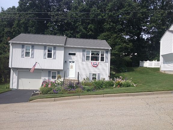 2nd image of 1 Cypress Ct