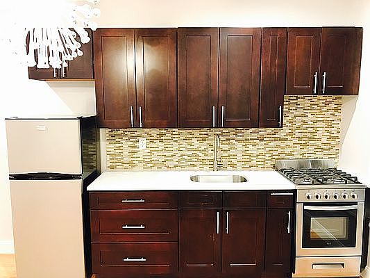 2nd image of 615 Flatbush Ave APT 2B