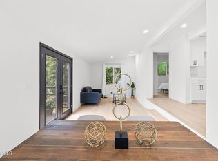 1113 Casa Grande Dr, Simi Valley, CA 93063