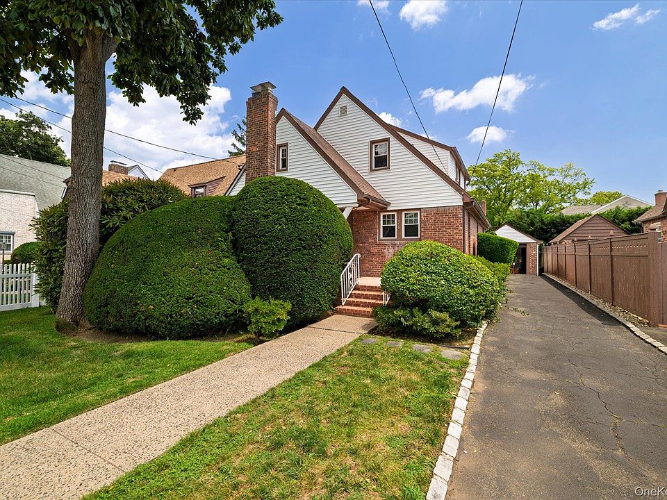 1st image of 1563 Kenneth Avenue