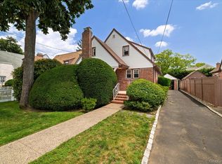 1563 Kenneth Avenue, Baldwin, NY 11510