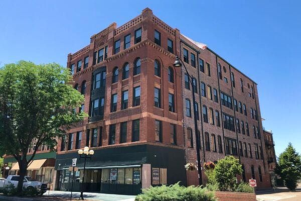 Luxurious apartment homes in the heart of downtown Pueblo, Colorado!