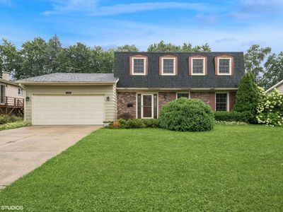 1720 Buena Vista Dr, Wheaton, IL, 60189