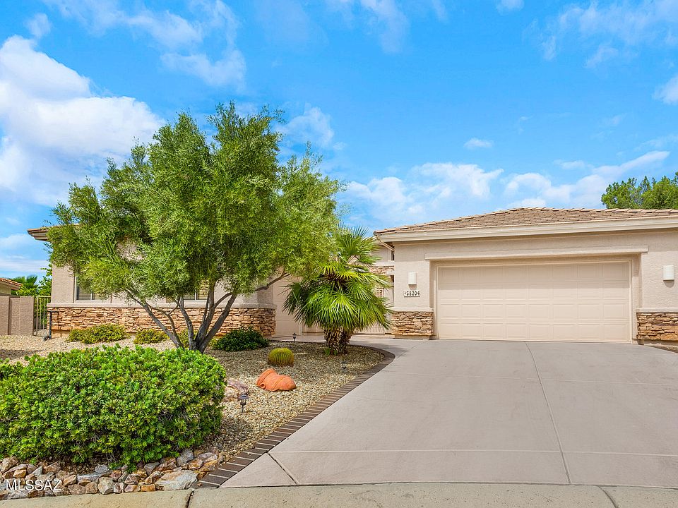1st image of 38204 S Samaniego Dr