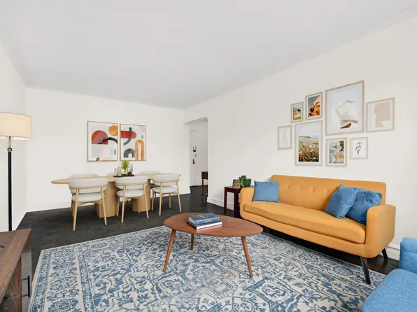 720 Ft Washington Avenue image 2 of 6