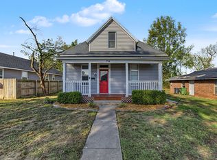 714 N 3rd St, Rogers, AR 72756